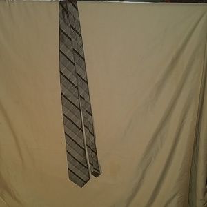 Men tie